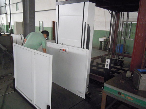 無(wú)障礙升降平臺(tái)